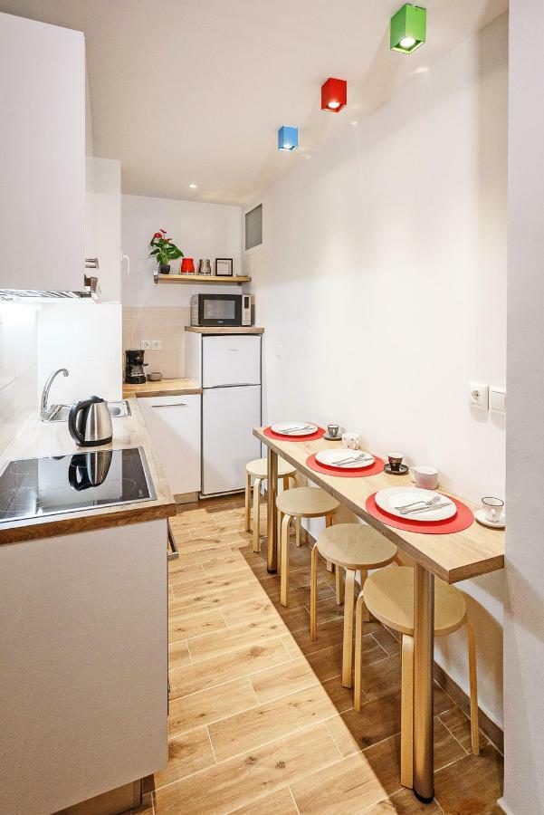 Acropolis Comfort Guest House Atenas Exterior foto